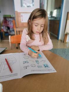 Koťátka si povídají o svatém Martinovi