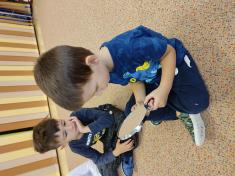 Koťátka poznávají třídu