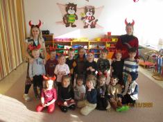 Mikuláš přišel do třídy koťátek