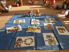 Hračky už jsou pěkně v&nbsp;řadě, všechna auta pohromadě 1