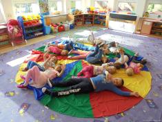 Ať jsi holka nebo kluk, udělej si se&nbsp;mnou kruh. 1